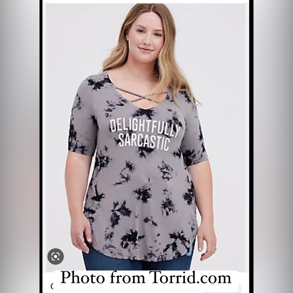 GRAPHIC FAVORITE TUNIC SUPER SOFT V-NECK STRAPPY TEE Size XL